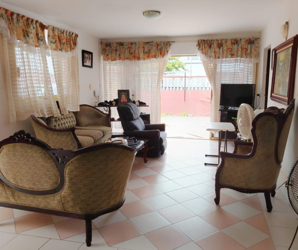 Casa Av. Gomez Farias G