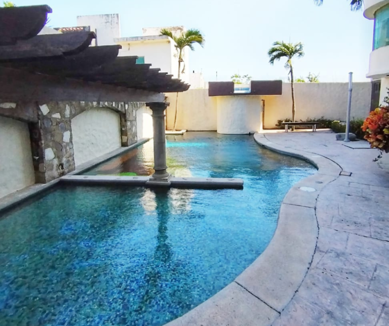 Exclusivo penthouse en Playas del Conchal